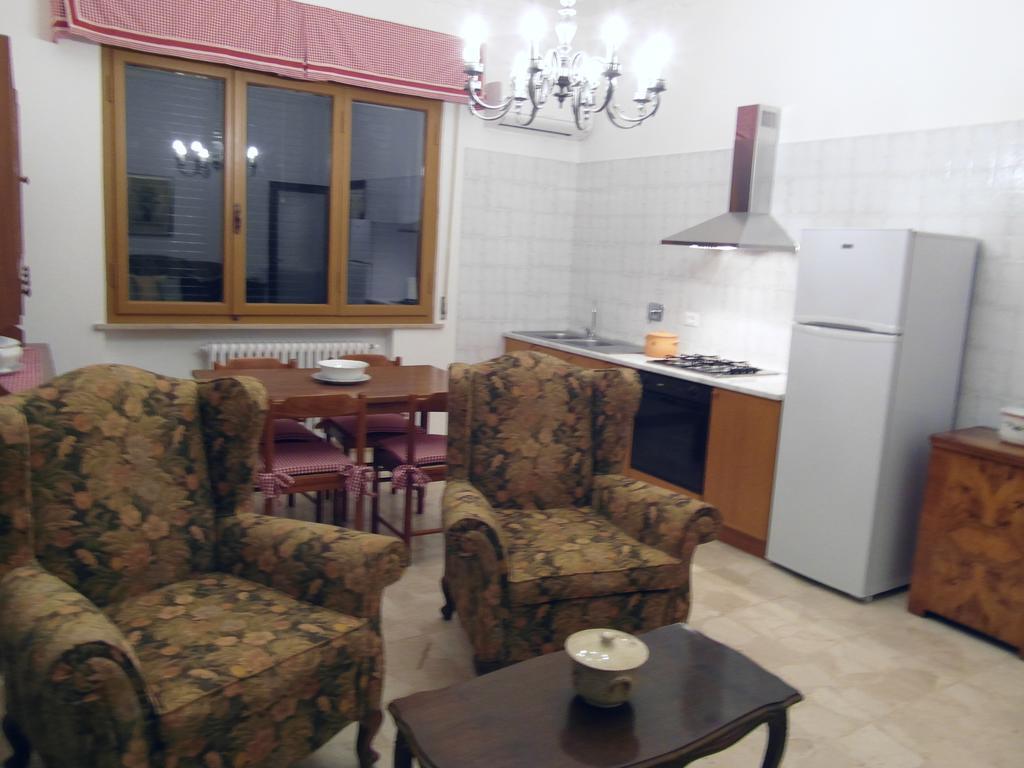 La Casa Di Nila Appartement Pisa Buitenkant foto