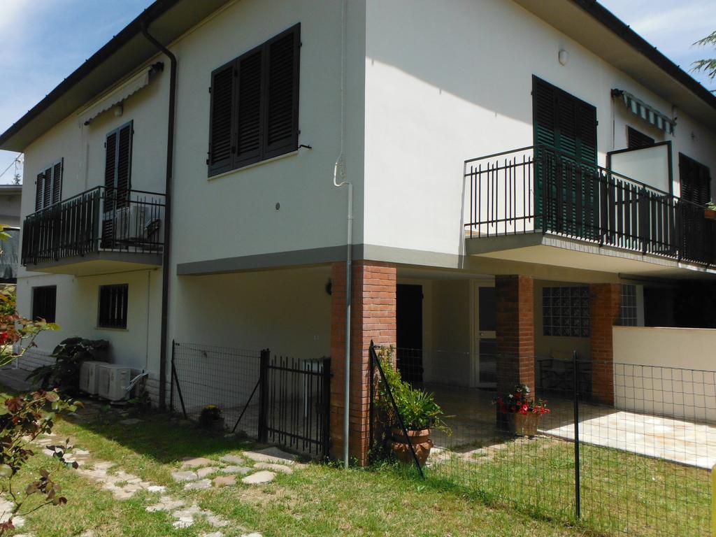 La Casa Di Nila Appartement Pisa Buitenkant foto