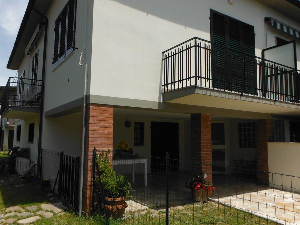 La Casa Di Nila Appartement Pisa Buitenkant foto