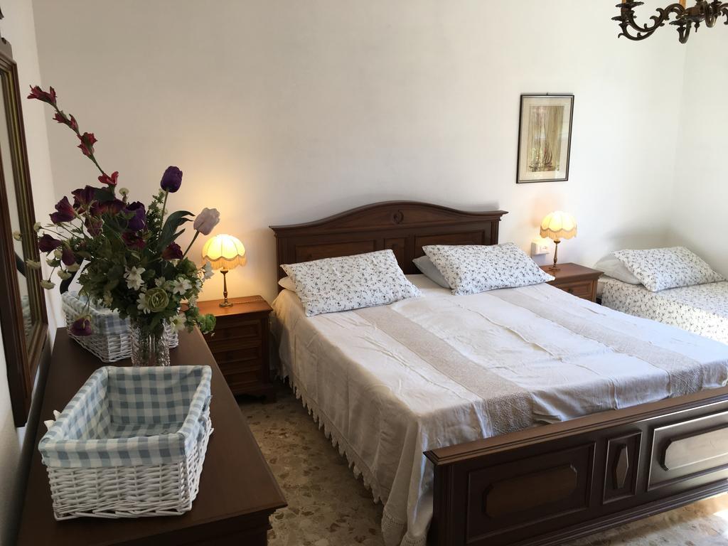 La Casa Di Nila Appartement Pisa Buitenkant foto
