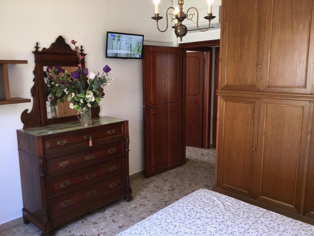 La Casa Di Nila Appartement Pisa Buitenkant foto